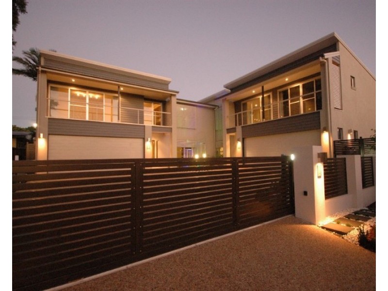 2/2A Daranlee Court, East Toowoomba QLD 4350