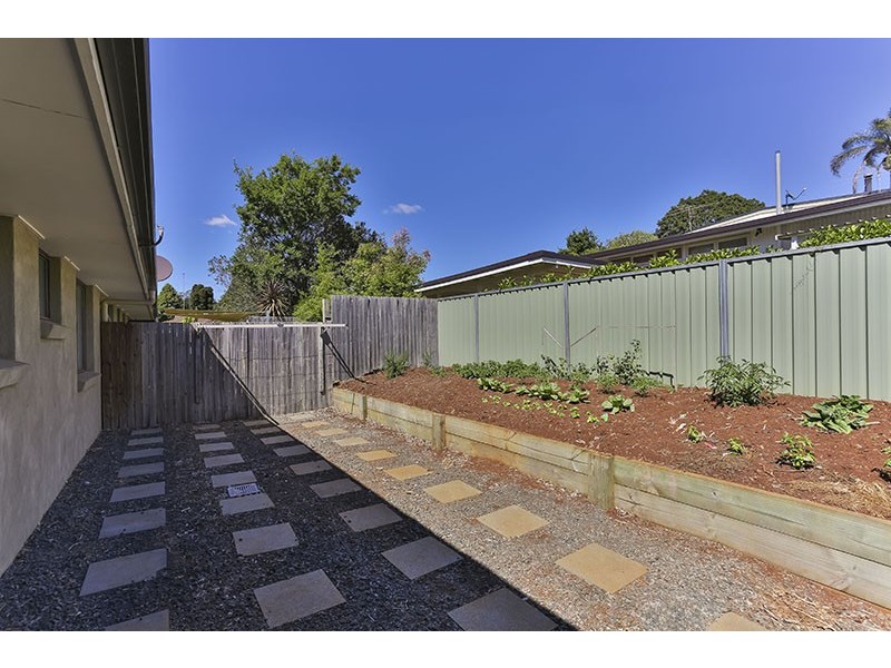 2/264 South Street, South Toowoomba QLD 4350