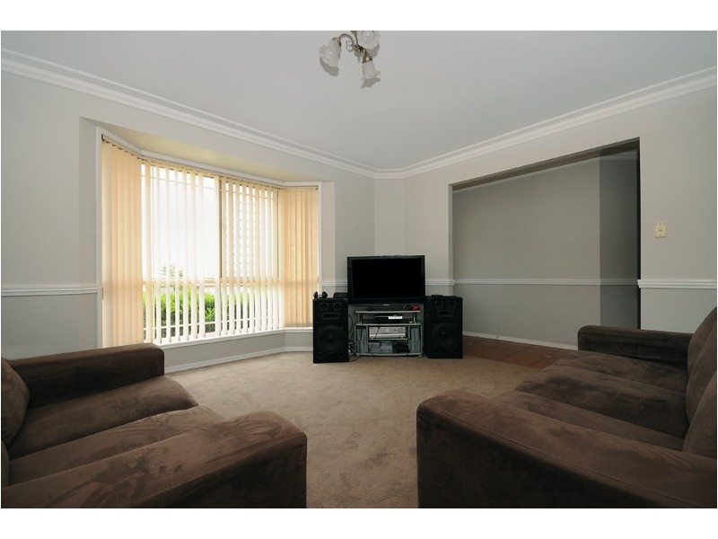 6 May Court, Middle Ridge QLD 4350