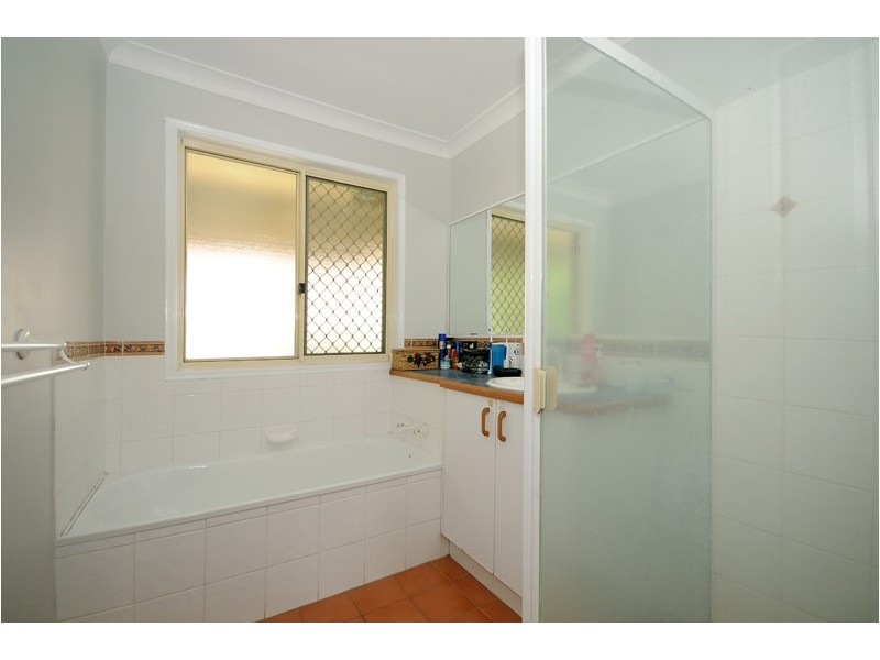 6 May Court, Middle Ridge QLD 4350