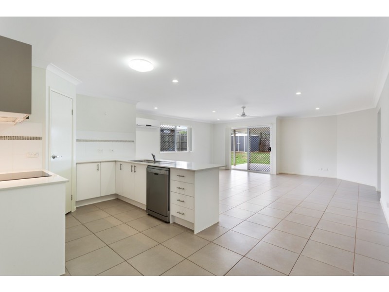 39 Trevean Drive, Kleinton QLD 4352