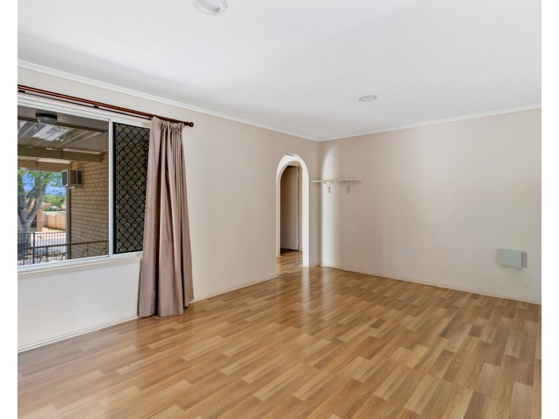 368 Hume Street, Centenary Heights QLD 4350