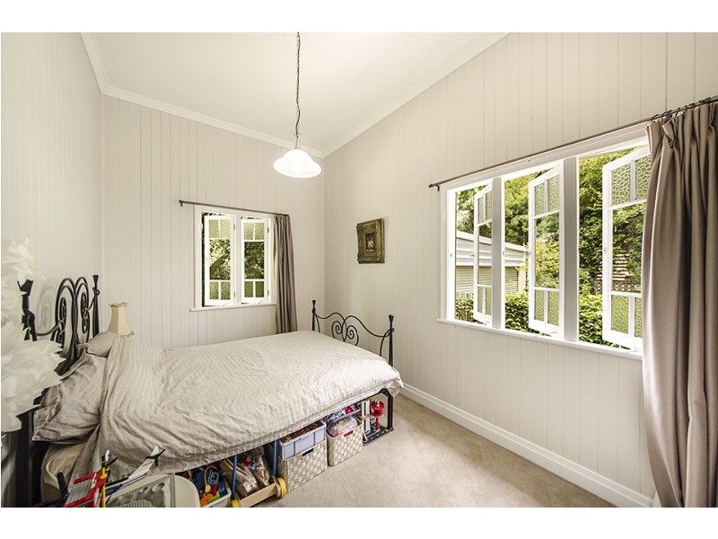 102a Mackenzie Street, East Toowoomba QLD 4350