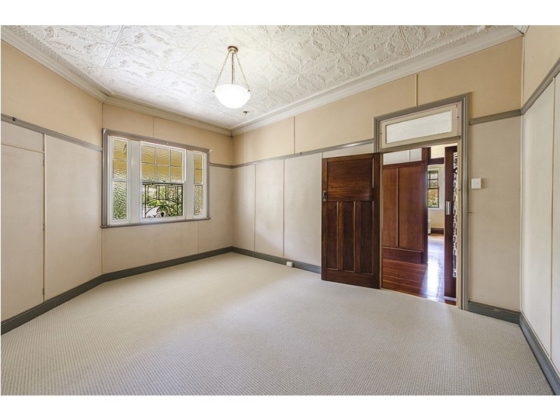 8 Cedar Street, East Toowoomba QLD 4350