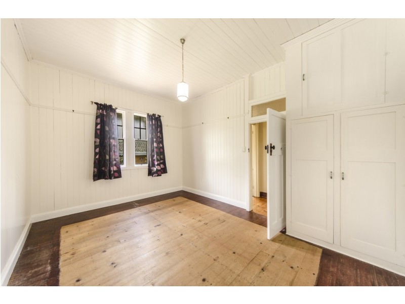 8 Cedar Street, East Toowoomba QLD 4350