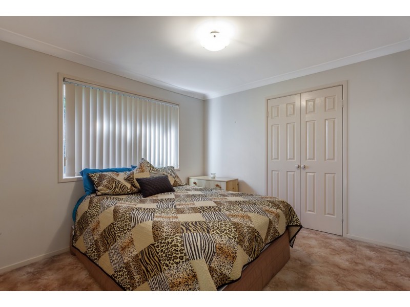 4 Osborne Court, Kearneys Spring QLD 4350