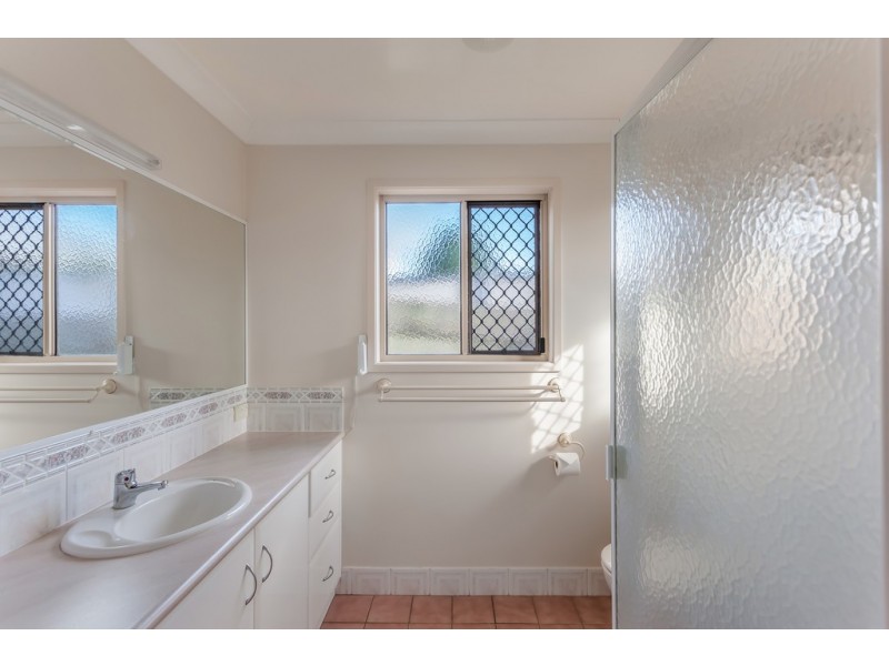 4 Osborne Court, Kearneys Spring QLD 4350