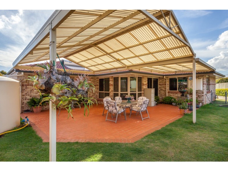 4 Osborne Court, Kearneys Spring QLD 4350
