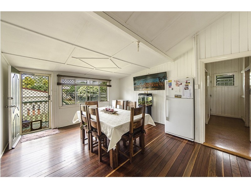 6 Ivory Street, North Toowoomba QLD 4350