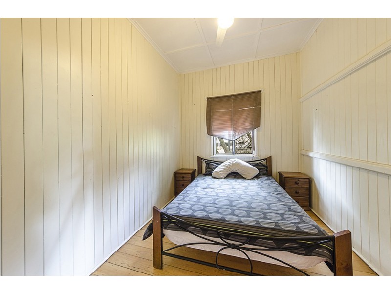 6 Ivory Street, North Toowoomba QLD 4350