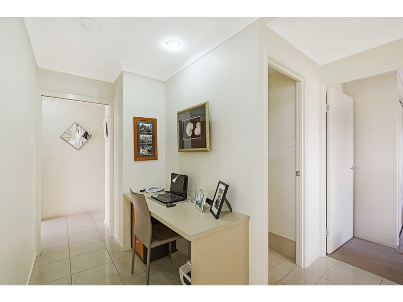 9 Argus Court, Middle Ridge QLD 4350