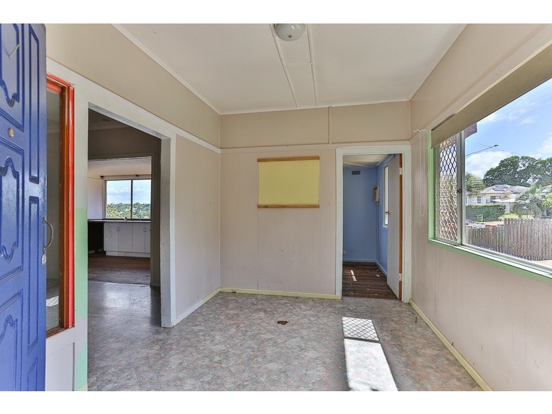 14 Donegal Street, Rockville QLD 4350