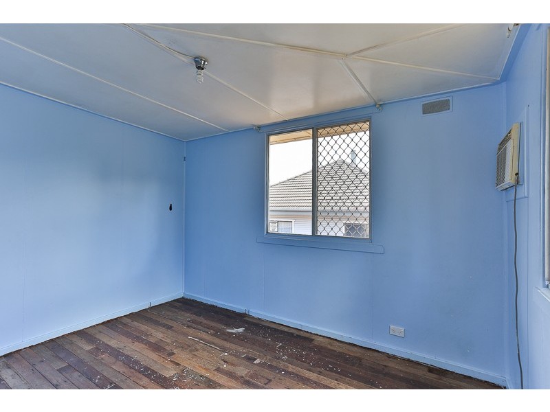 14 Donegal Street, Rockville QLD 4350