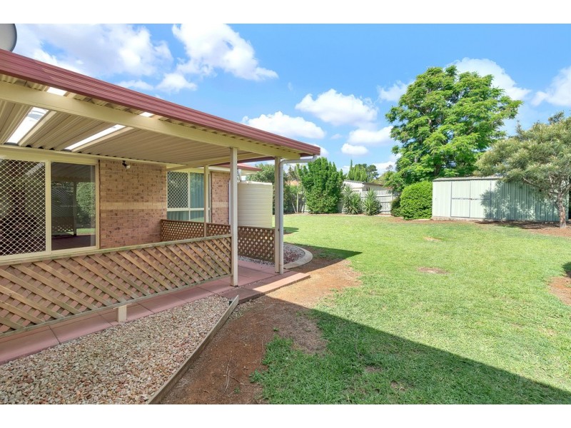 98 Kearney Street, Kearneys Spring QLD 4350