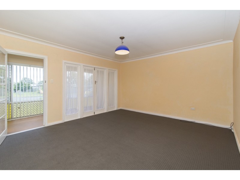 22 Tomkinson Street, Wilsonton QLD 4350