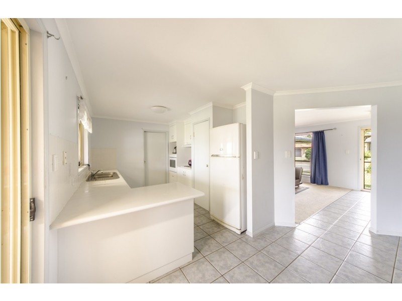 13 Bunya Street, Kearneys Spring QLD 4350