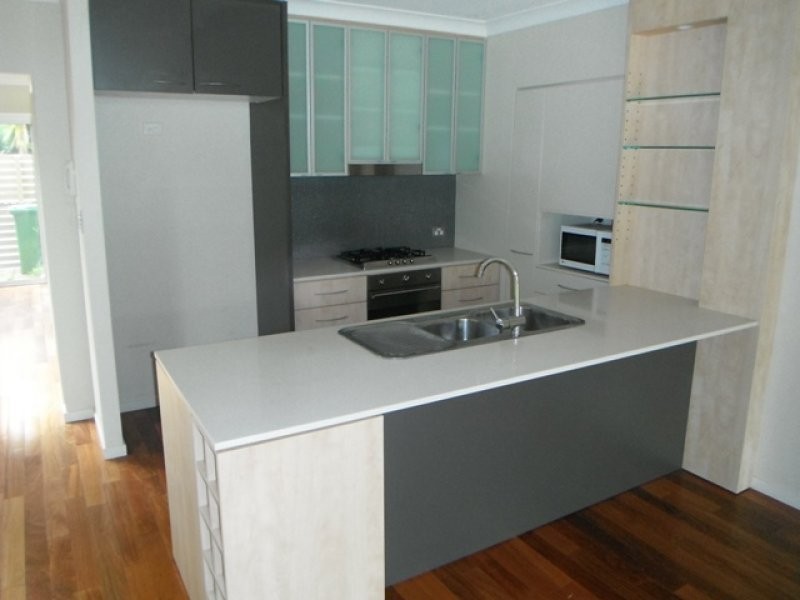 Unit 3/4B Herries Street, East Toowoomba QLD 4350