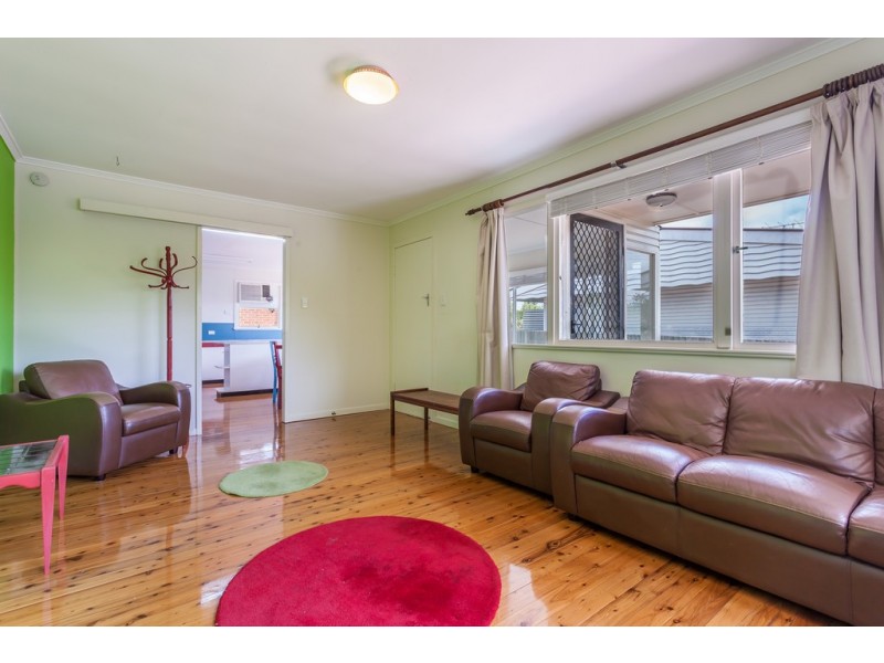 1/349 West Street, Harristown QLD 4350