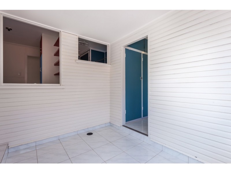 1/349 West Street, Harristown QLD 4350