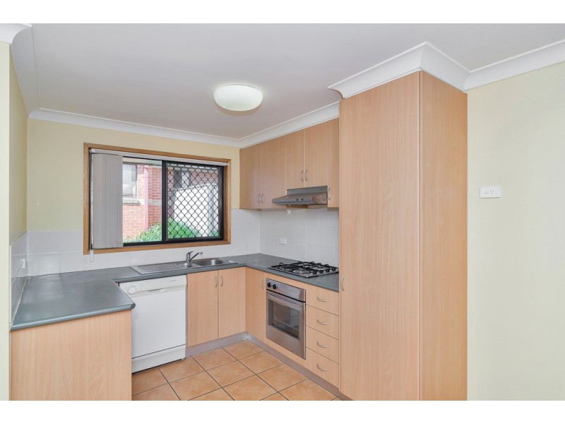 13/15 Donna Court, Kearneys Spring QLD 4350