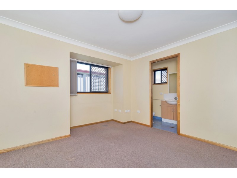13/15 Donna Court, Kearneys Spring QLD 4350