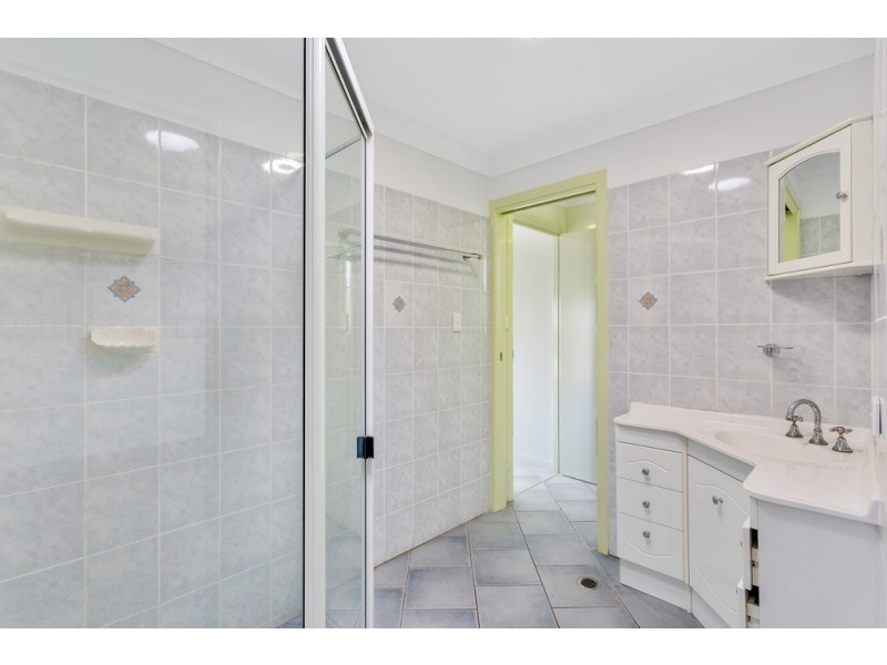 1 Fysh Court, Wilsonton QLD 4350