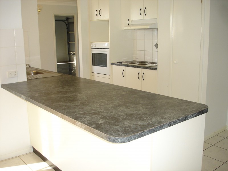 541 Hume Street, Kearneys Spring QLD 4350