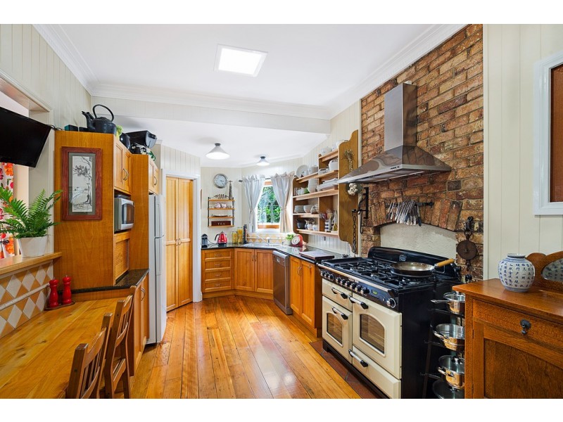 13 Cavell Street, East Toowoomba QLD 4350