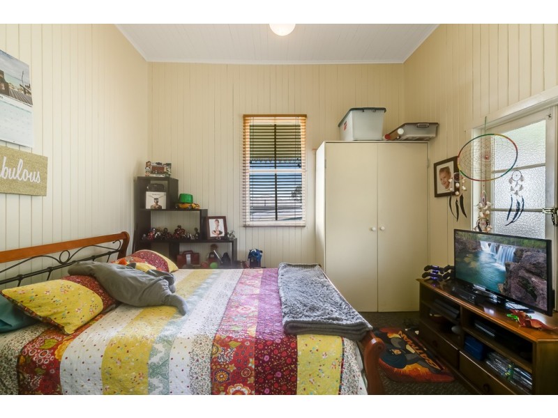 25 Haig Street, South Toowoomba QLD 4350