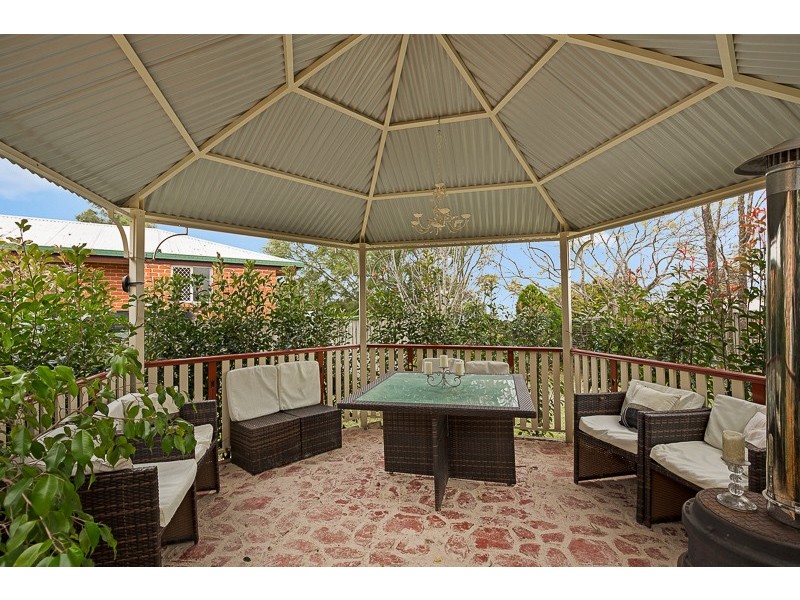 1 Daisy Court, Middle Ridge QLD 4350