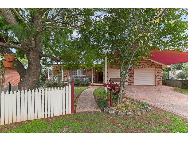 1 Daisy Court, Middle Ridge QLD 4350