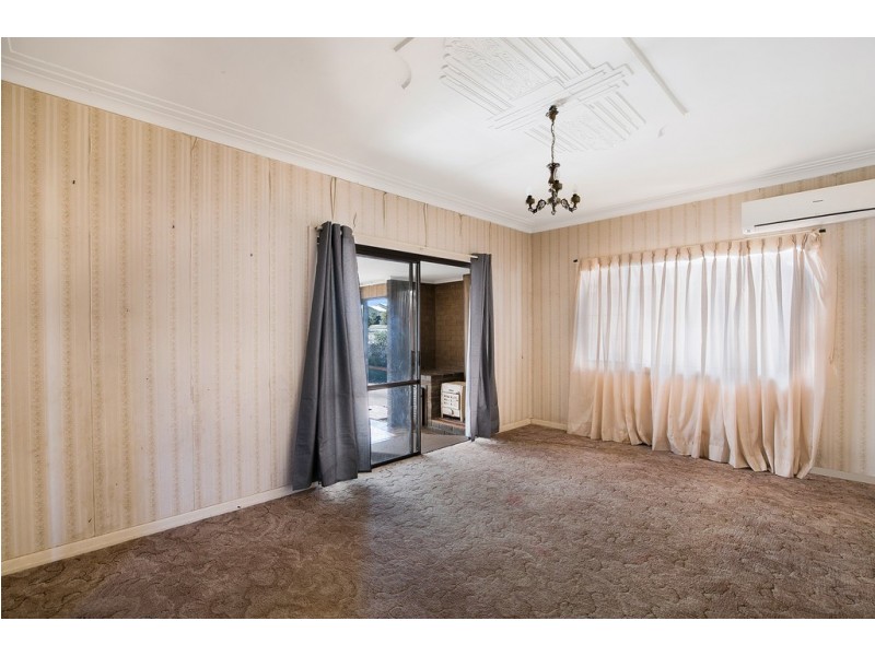 272 Alderley Street, Centenary Heights QLD 4350