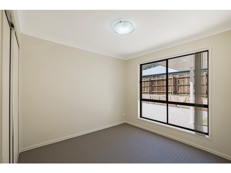 9 Adelaide Street, Cranley QLD 4350