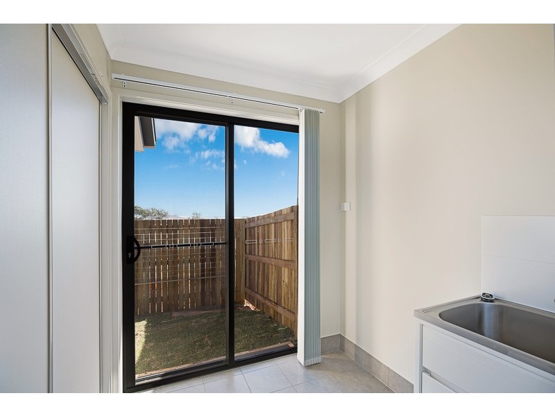 9 Adelaide Street, Cranley QLD 4350