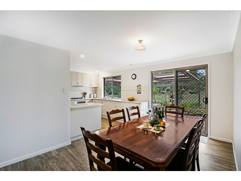 15 Michele Avenue, Highfields QLD 4352