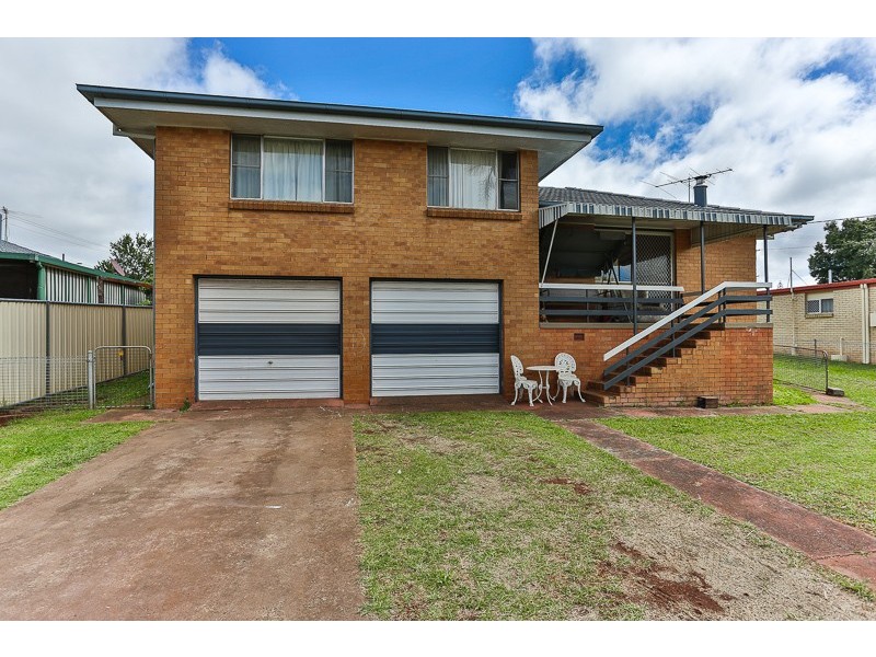 65 Noll Street, Kearneys Spring QLD 4350
