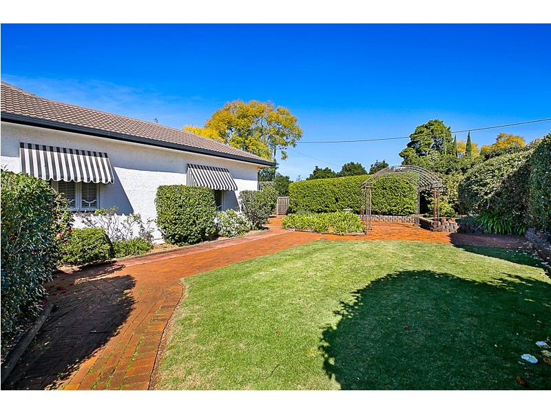 10 Crown Street, Rangeville QLD 4350