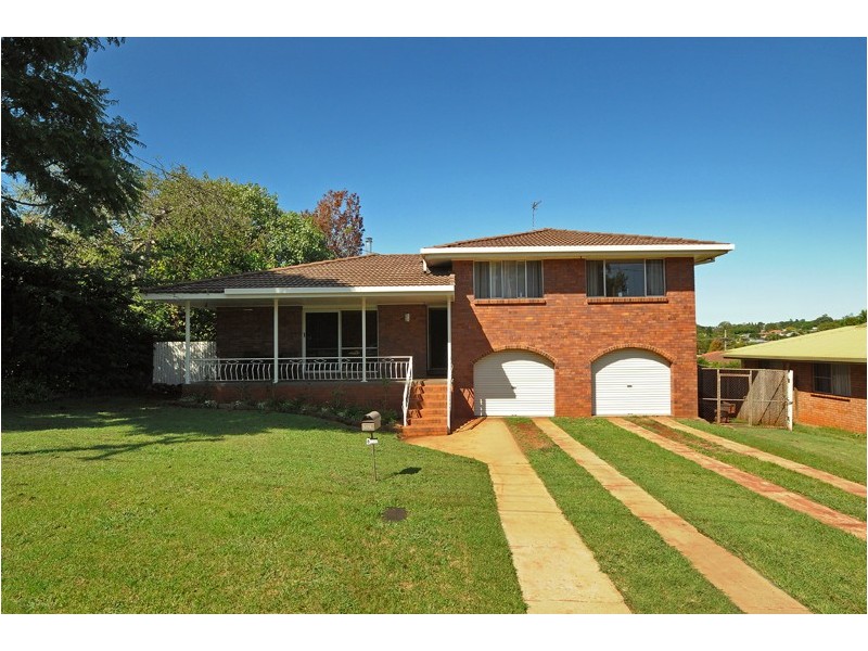 8 Marcia Street, Rangeville QLD 4350