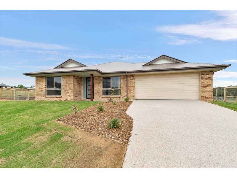 17 Rosella Gardens Drive, Meringandan West QLD 4352