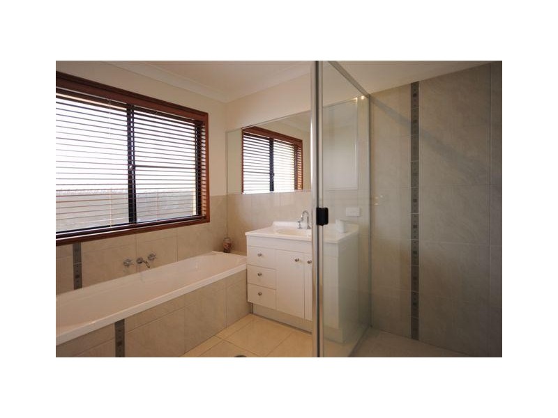 23 Mcclymont Drive, Rangeville QLD 4350