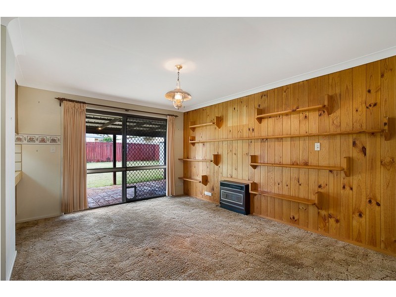 8 Ansett Court, Wilsonton QLD 4350