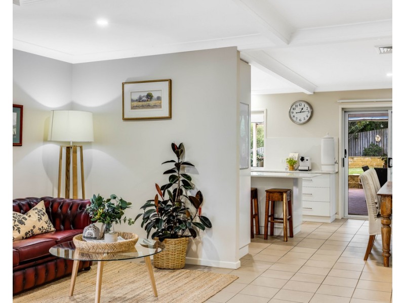 17 Mackenzie Street, Mount Lofty QLD 4350