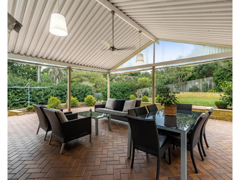 17 Mackenzie Street, Mount Lofty QLD 4350