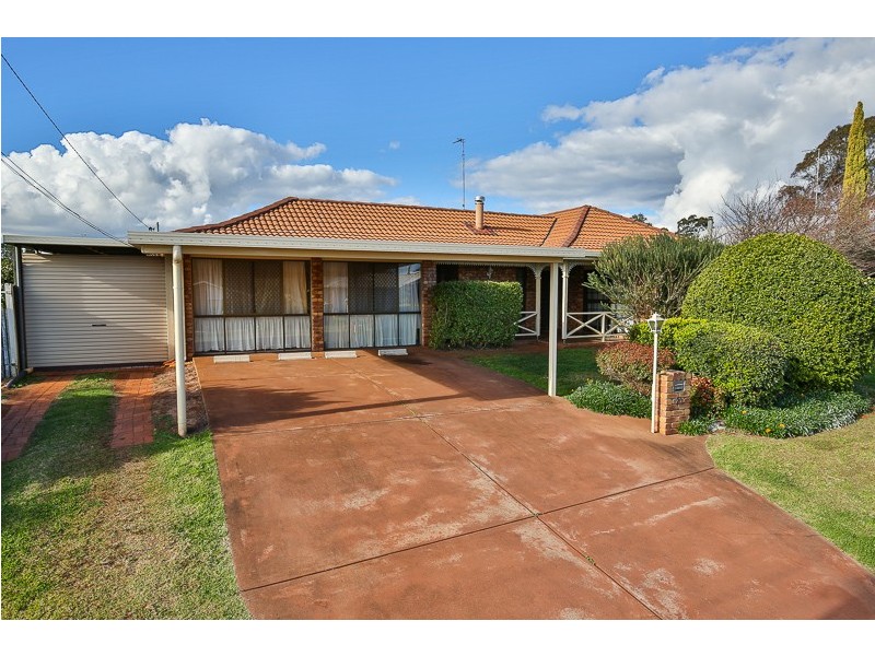 23 Bamboo Court, Darling Heights QLD 4350