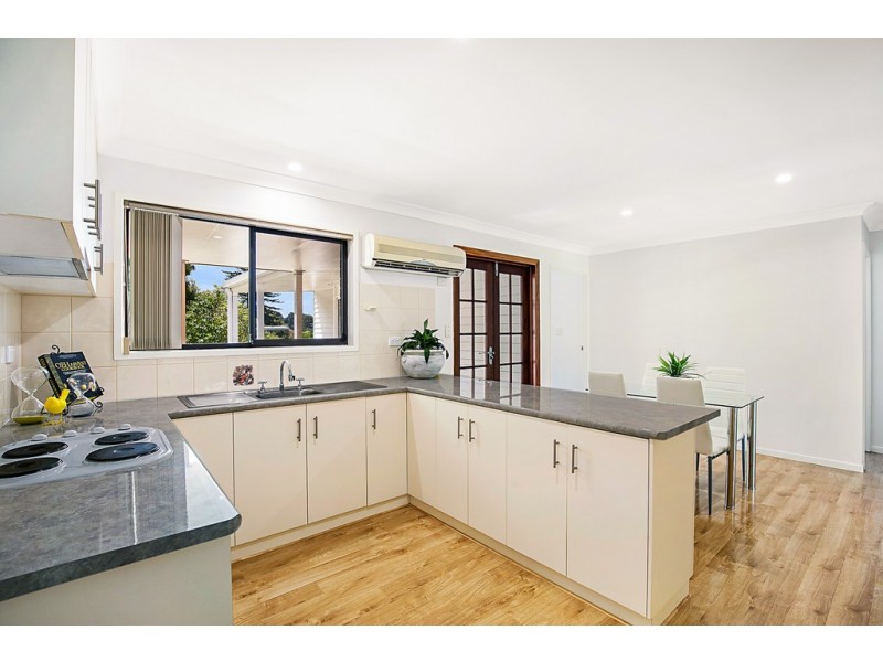 7 Reginald Street, Mount Lofty QLD 4350