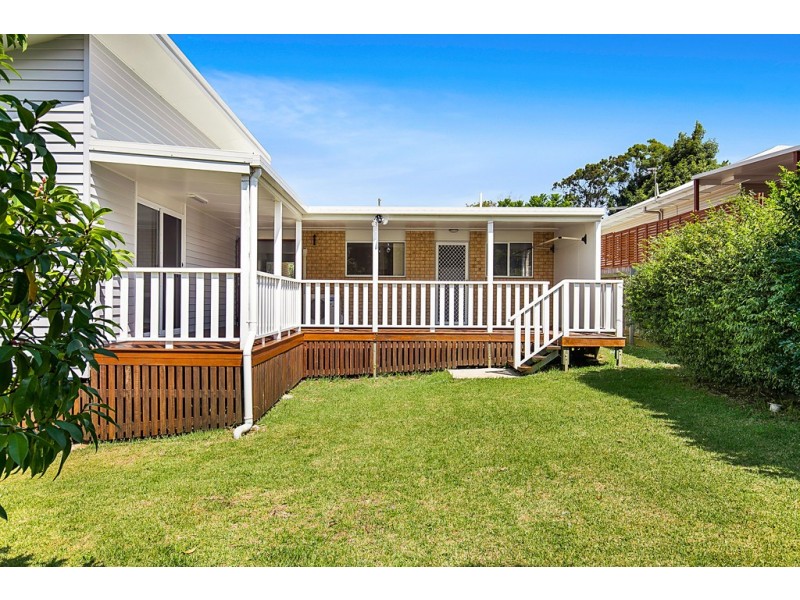 7 Reginald Street, Mount Lofty QLD 4350