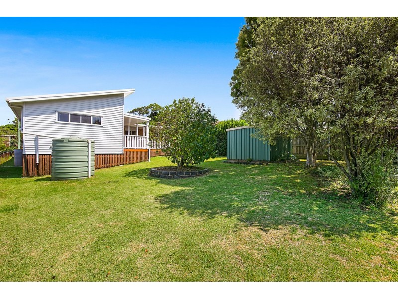 7 Reginald Street, Mount Lofty QLD 4350