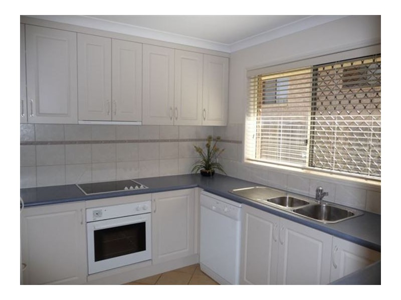 5/27 Gladstone Street, Newtown QLD 4350