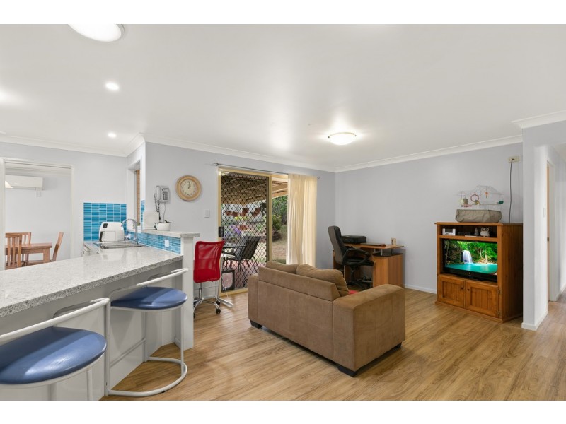 6 Elizabeth Kenny Court, Harristown QLD 4350