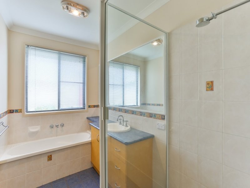 34 Fay Court, Kearneys Spring QLD 4350